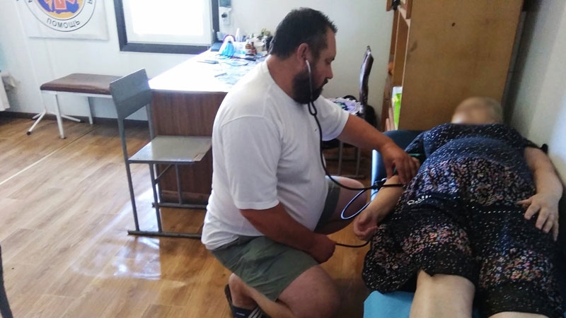 КПВВ Станица Луганская первая помощь