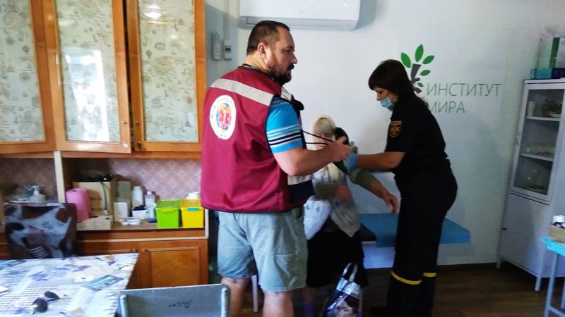 КПВВ Станица Луганская оказание медицинской помощи