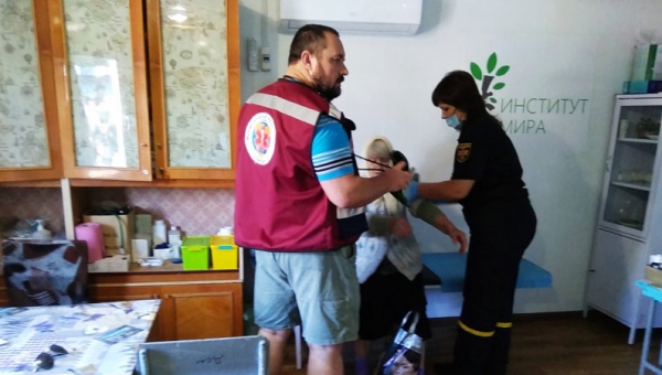 КПВВ Станица Луганская оказание медицинской помощи