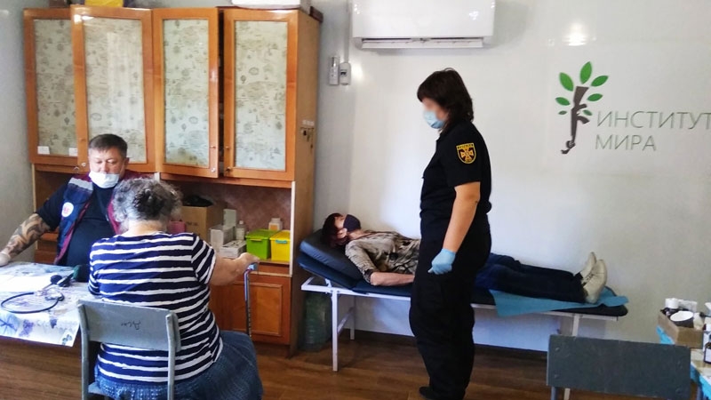 КПВВ Станица Луганская оказание медицинской помощи