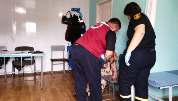 Оказание медицинской помощи на КПВВ Станица Луганская