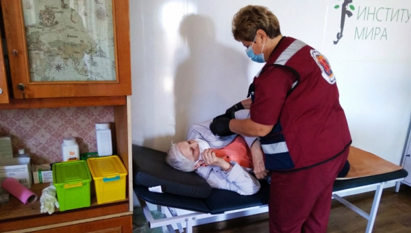 КПВВ Станица Луганская оказание медицинской помощи